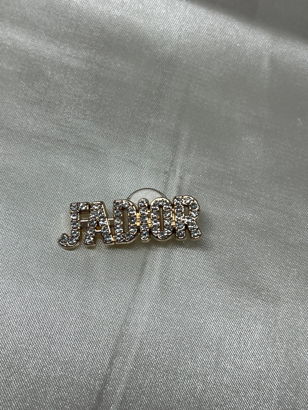 jadi0r charm